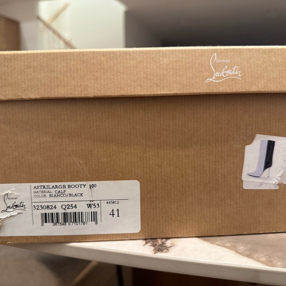 NIB Christian Louboutin Astrilarge Black and White Boots 41 - Picture 11 of 12